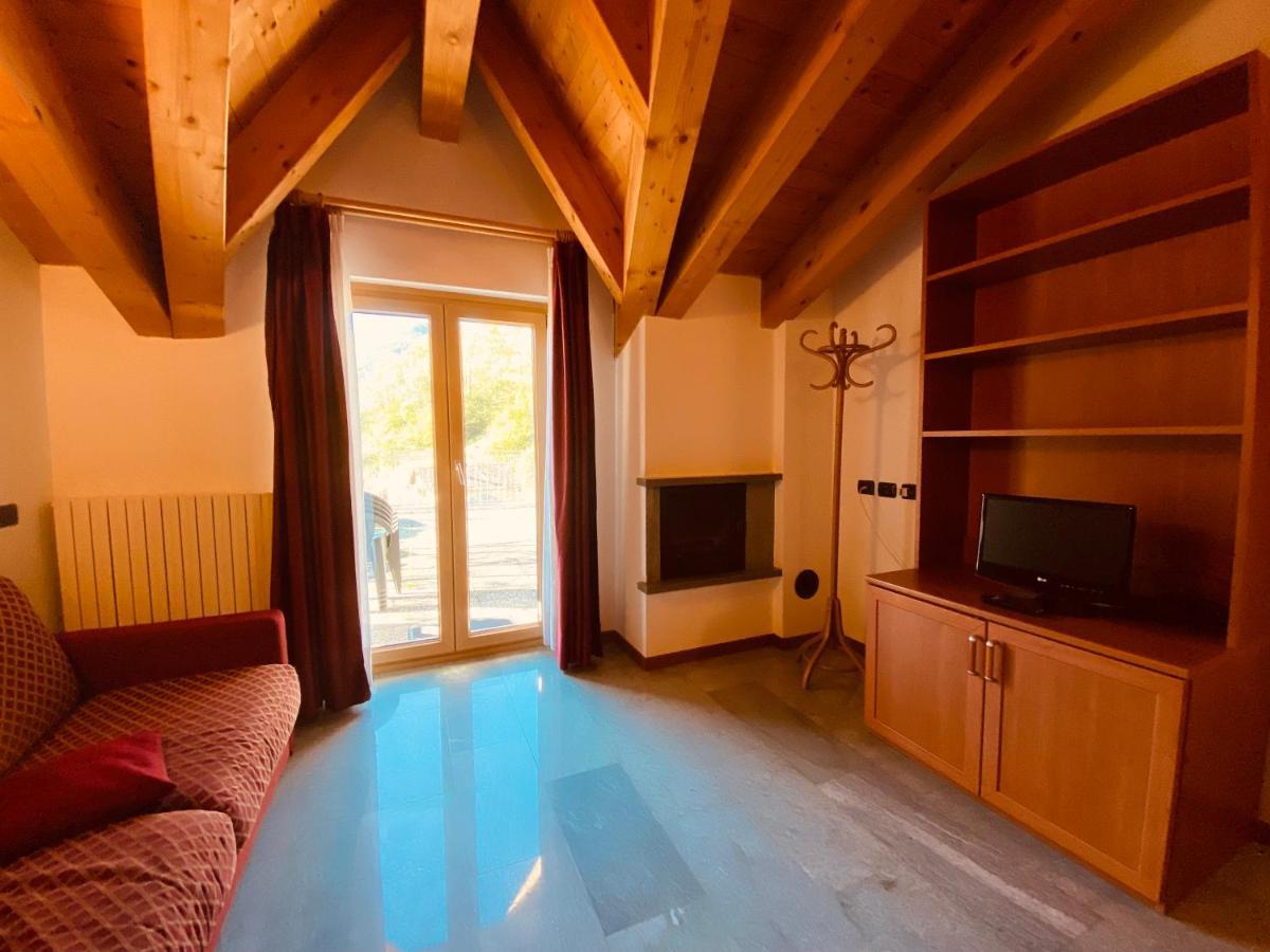 Residence Pizzo Scalino Chiesa in Valmalenco Εξωτερικό φωτογραφία