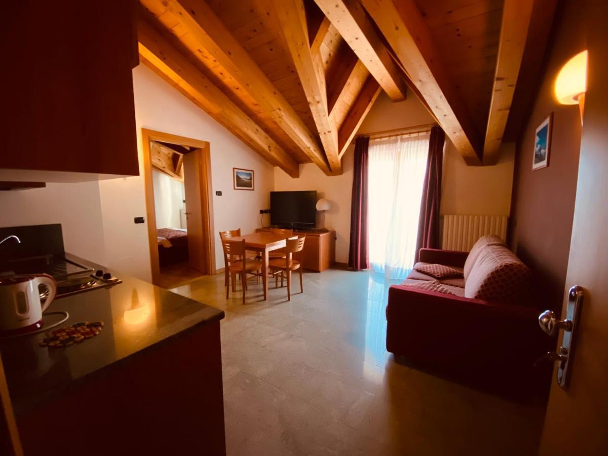 Residence Pizzo Scalino Chiesa in Valmalenco Εξωτερικό φωτογραφία