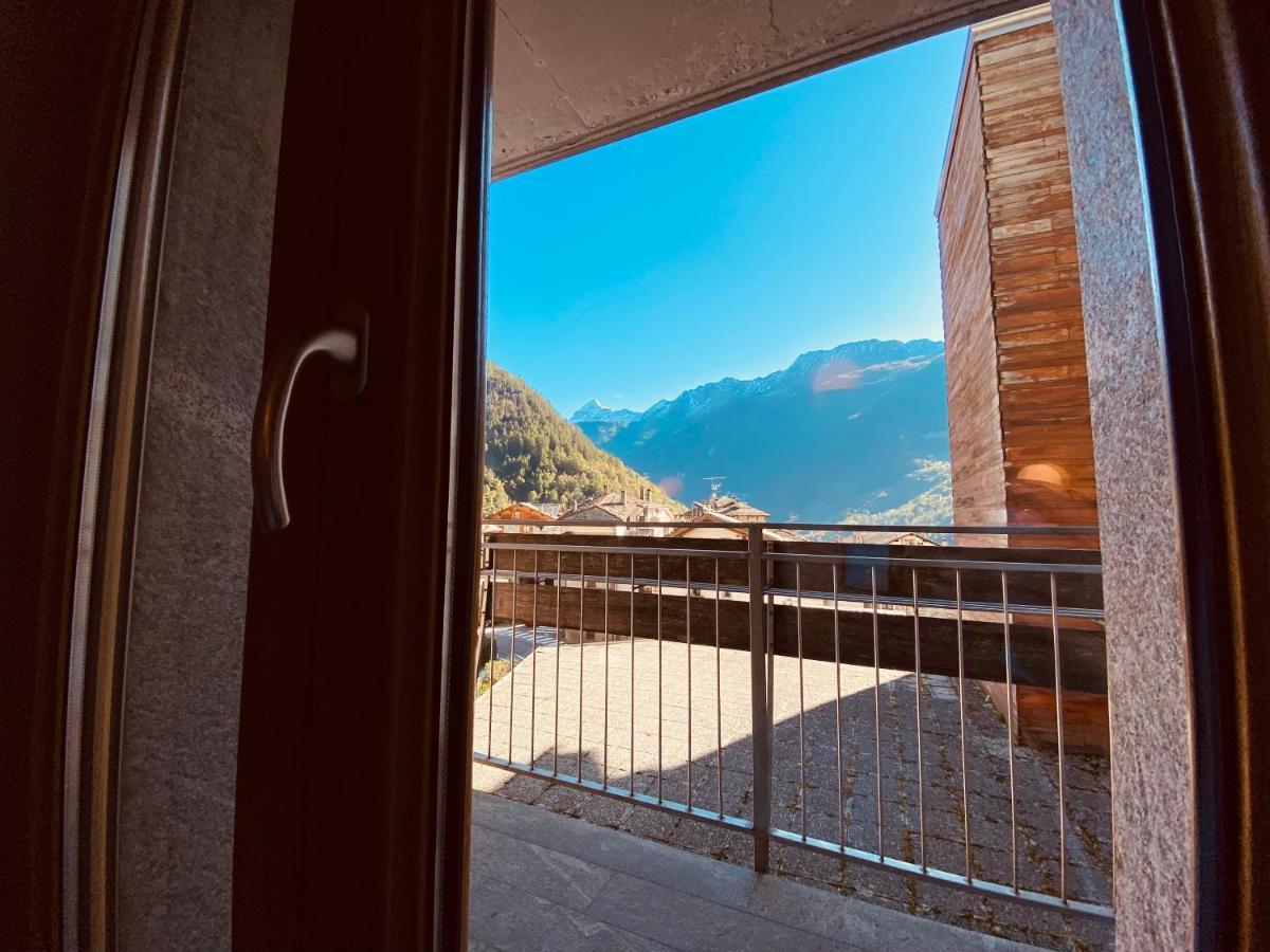 Residence Pizzo Scalino Chiesa in Valmalenco Εξωτερικό φωτογραφία